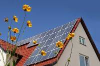 Photovoltaikanlage steht für saubere Energie